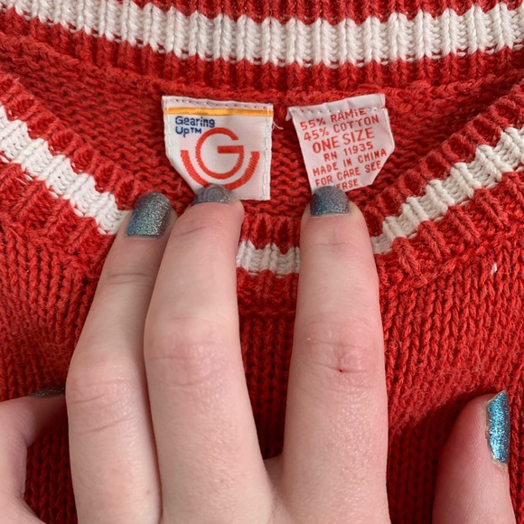 Vintage Cream and Red-Orange Sweater - Picture 4 of 4